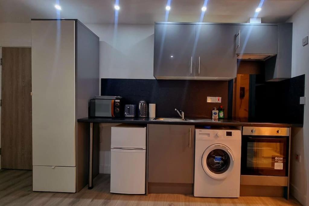 Brand New Collection Of Studios Close To Tube Station 伦敦 外观 照片